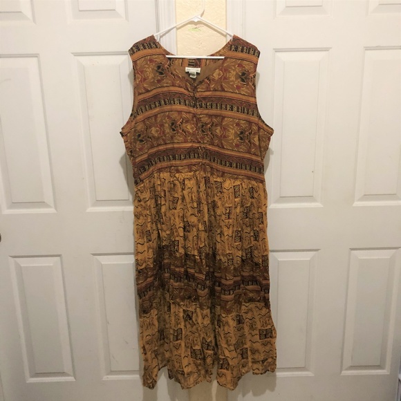 Avenue Dresses & Skirts - The Avenue Dress